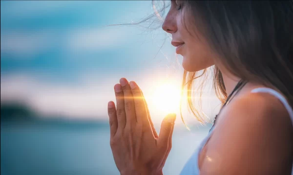 Holistic De-stress Therapy for Woman